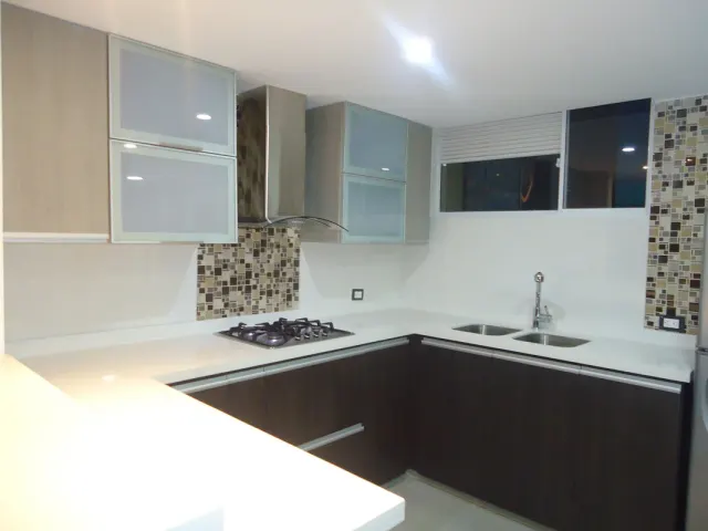 Cocinas con perfil manija interna, gola y graf – miniatura 6